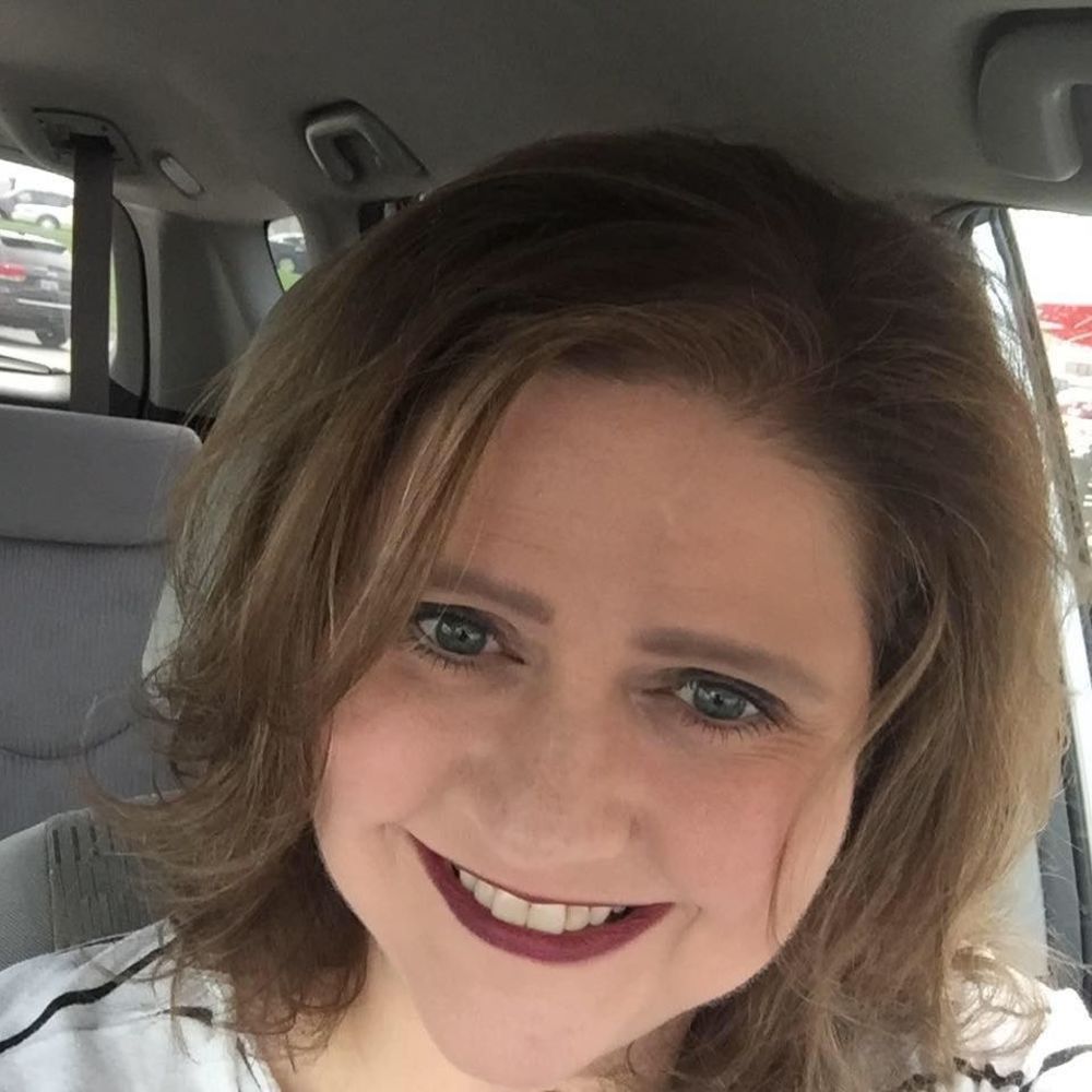 Meet your Posher, Julie